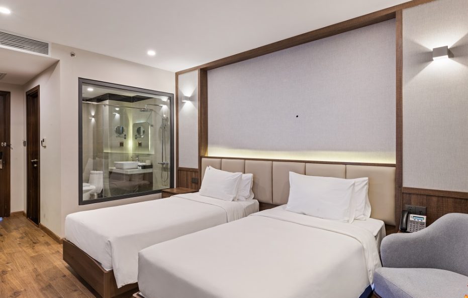 Deluxe Partial Ocean View King/Twin