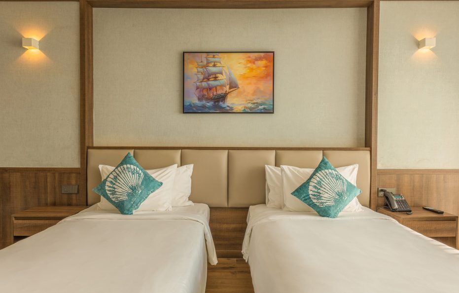 Deluxe Ocean Panorama King/Twin