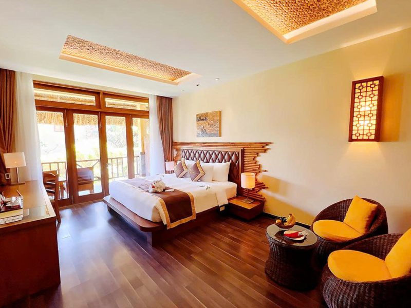 Bungalow Garden View