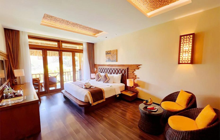 Bungalow Garden View