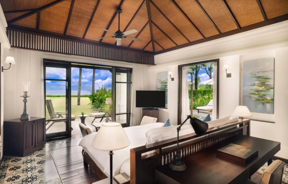 Ocean Front Pool Villa