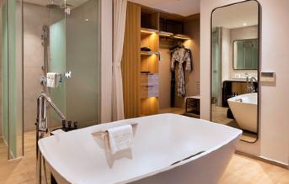 Premier Suite Ocean View