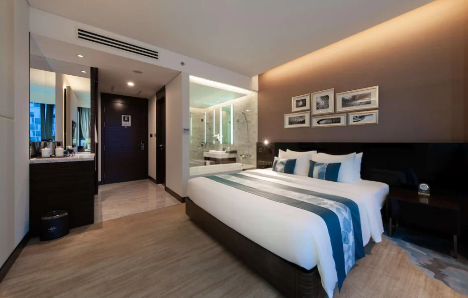 Grand Deluxe Seaview Double/Twin