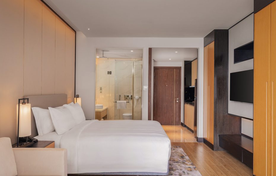 Deluxe Studio City View