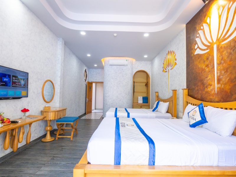 Premium Pool View Quad