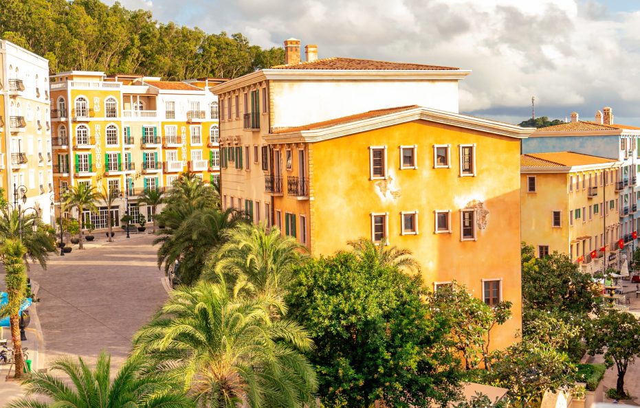 DUO Premium King City View With Bathtub (Tòa II – 235-237 Sorrento)