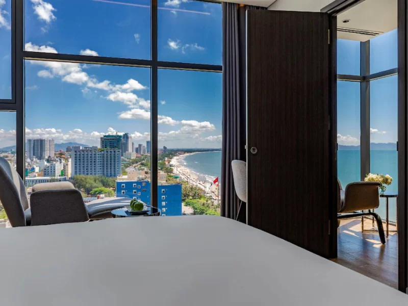 Connecting Family Room