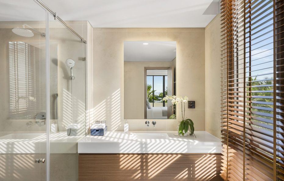 4 Bedroom Ocean Pool Villa