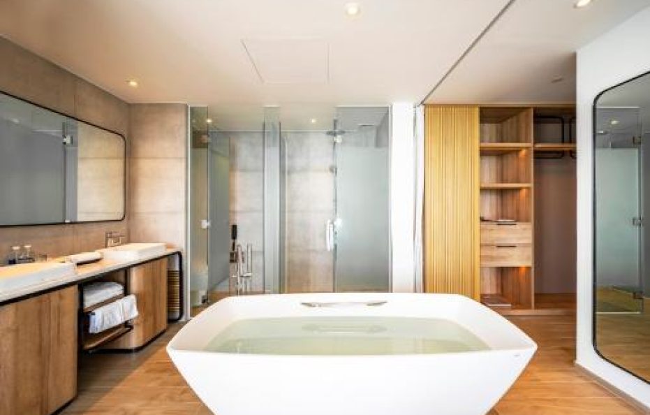 Premier Suite Ocean View