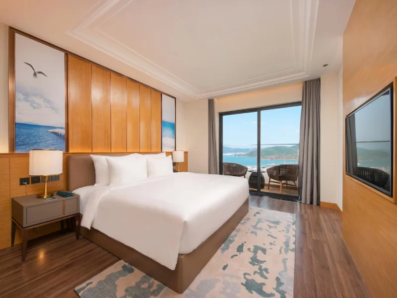 Three – bedroom Suite Oceanview