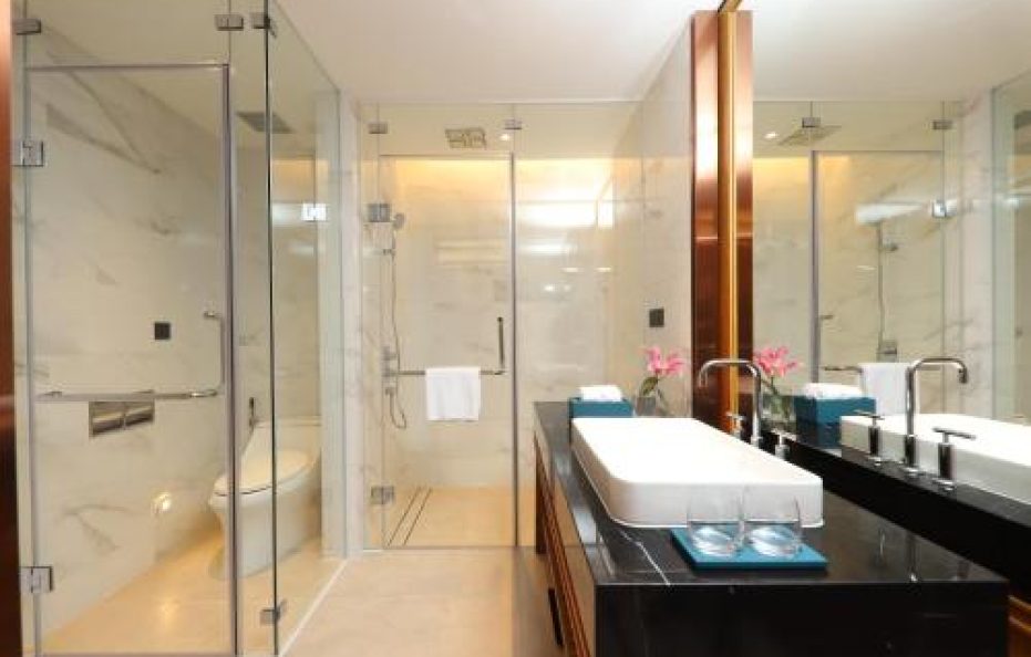 Three – bedroom Suite Oceanview