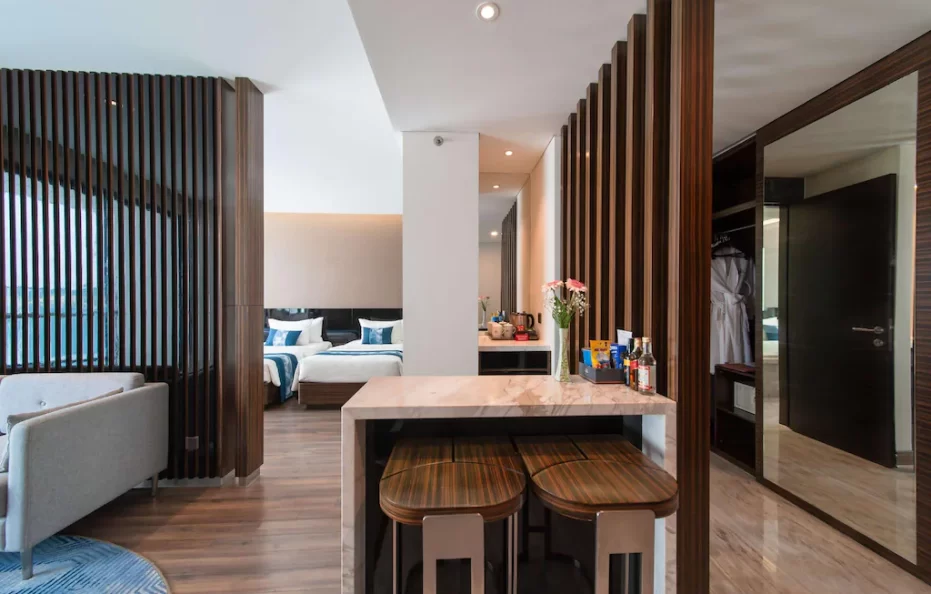 Suite Triple Balcony