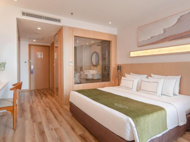 Deluxe Seaview Double/Twin