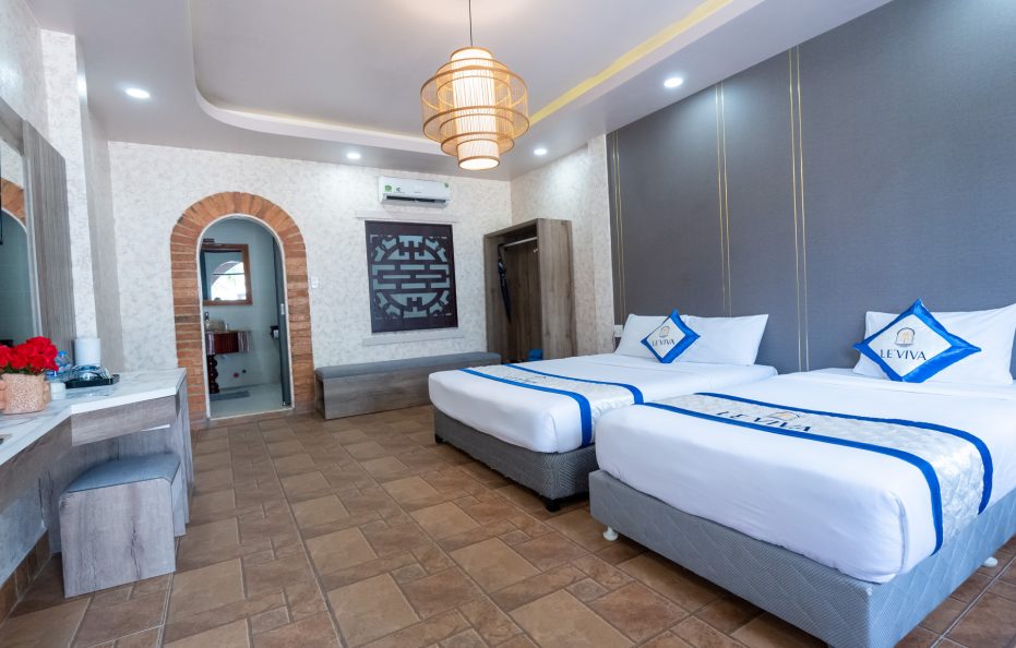 Deluxe Garden View Triple