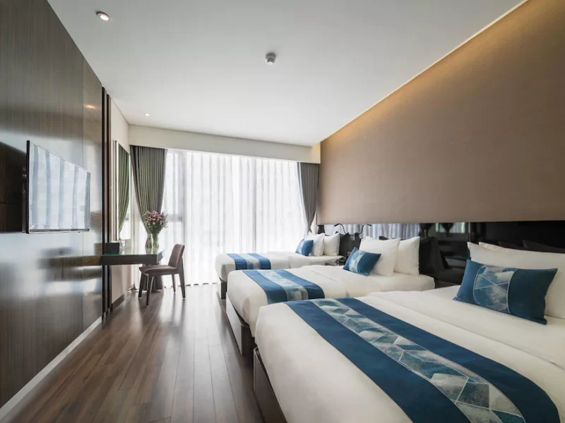 Suite Triple Balcony