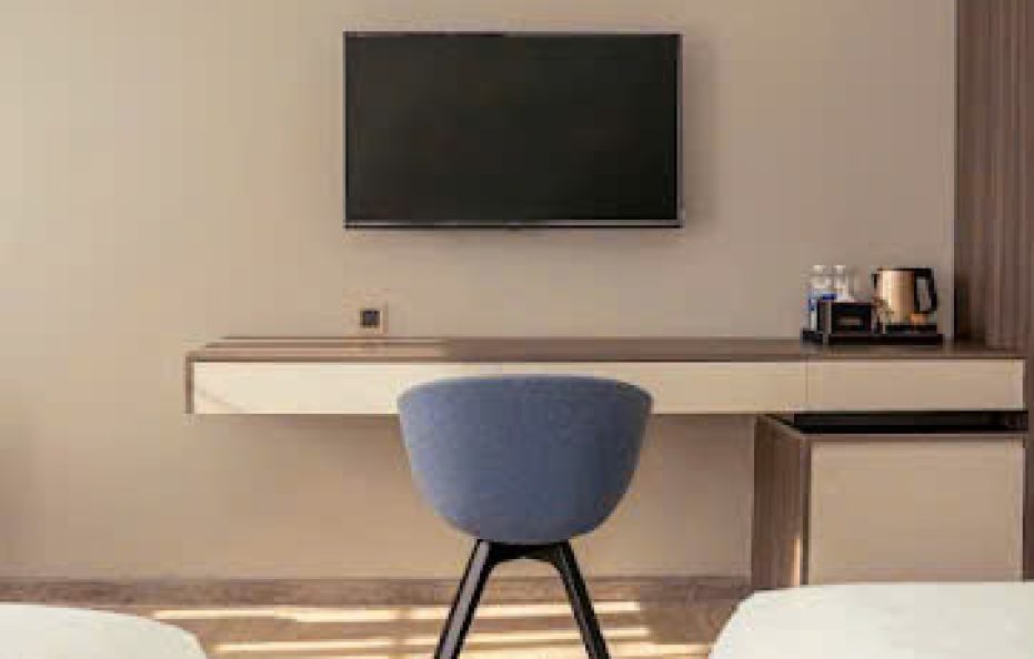 Premium King Sea View With Bathtub (Tòa I – 302-304 Sorrento)