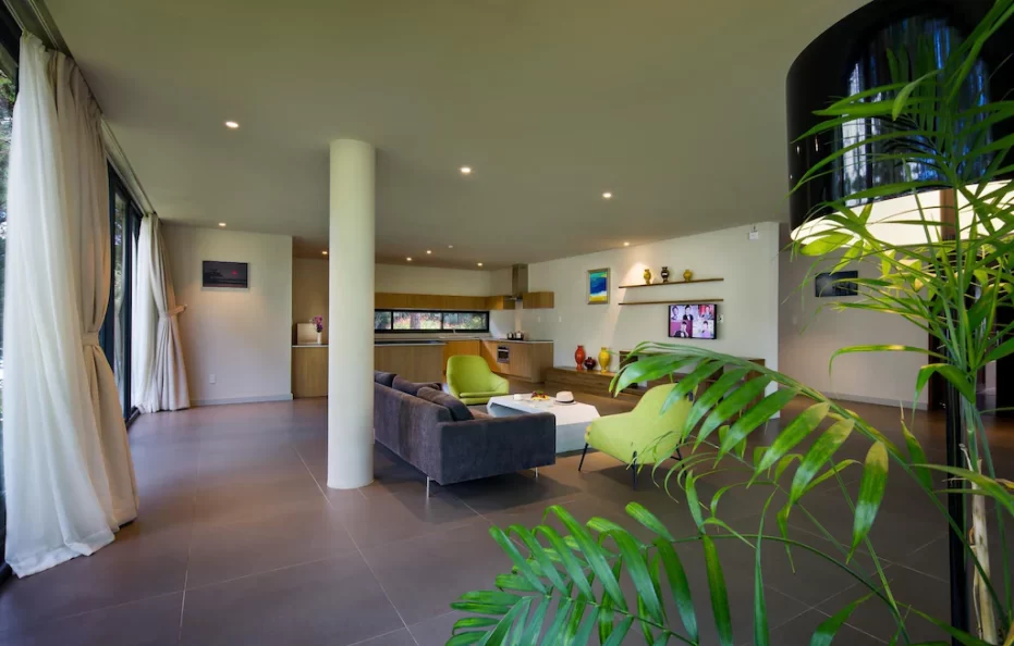 Villa Five Bedrooms