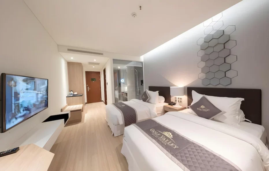 Superior Valley View