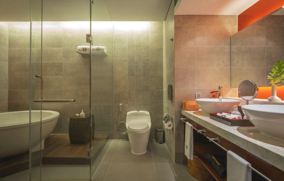 Garden Grand with Balcony