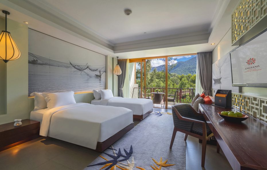 Garden Grand with Balcony