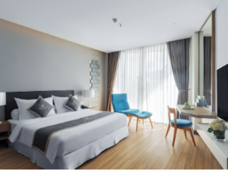 Superior Valley View