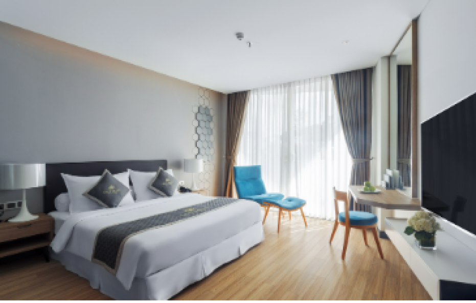 Superior Valley View