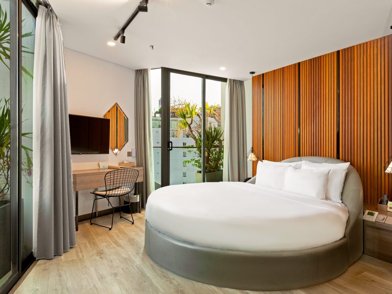 Deluxe Riverfront Balcony