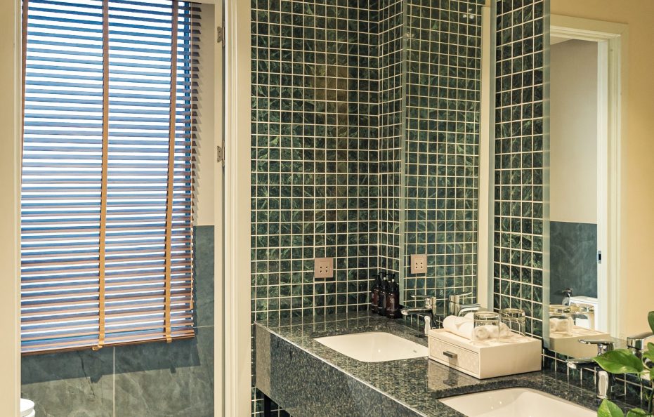 La Vela Suite with Balcony