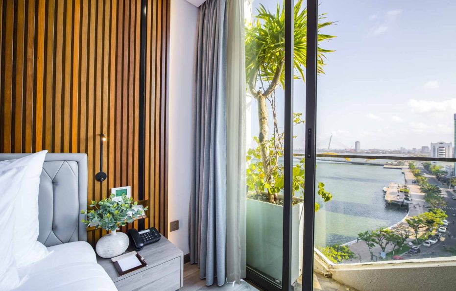 Deluxe Riverview Balcony