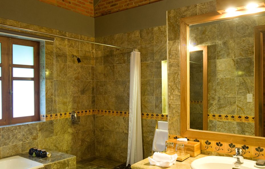 Family Standard (2 phòng connecting)