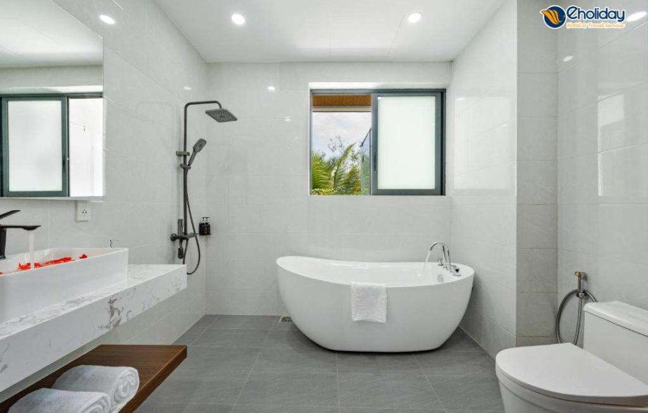 Villa 3 phòng ngủ hướng vườn