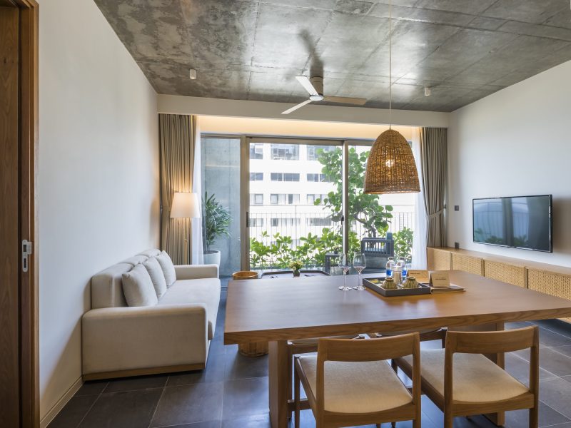 Nho Biển Ocean/ Two Bedroom Oceanfront Apartment With Balcony