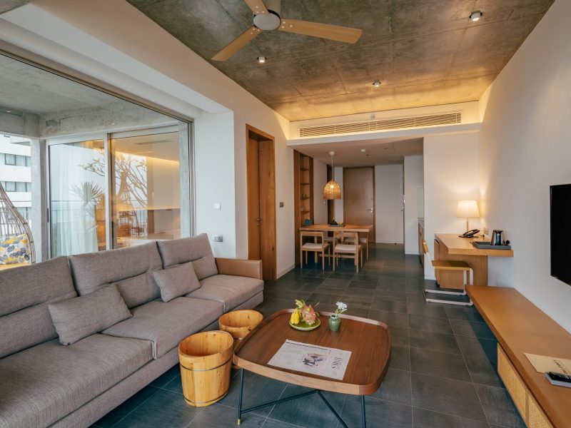 Phong Ba/ One Bedroom Luxury Oceanfront Apartment With Balcony