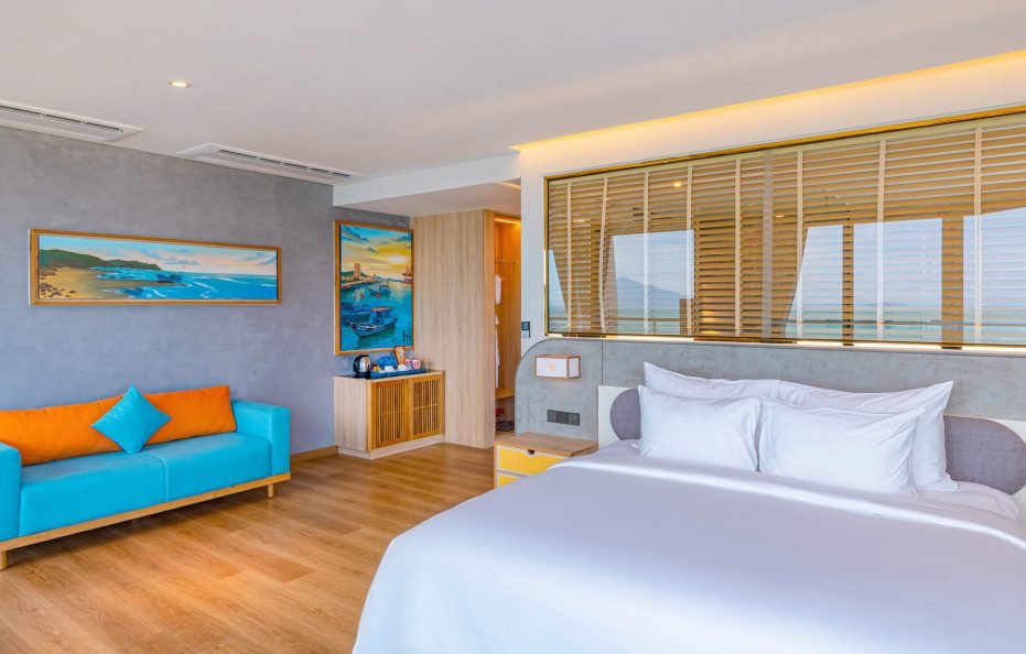 Executive Ocean Suite