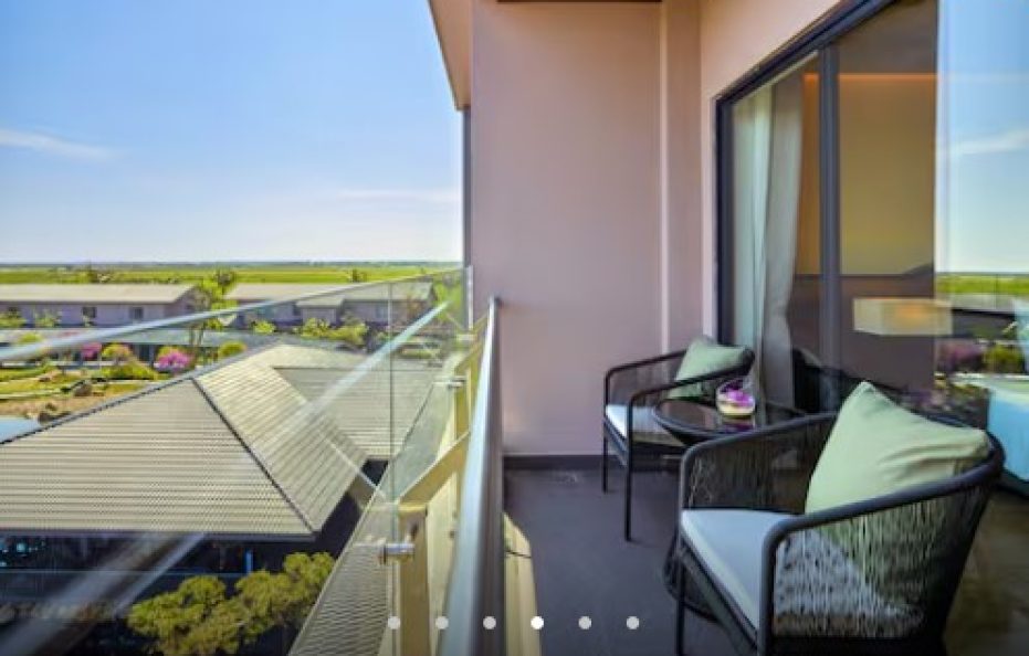 Family Connecting Suite