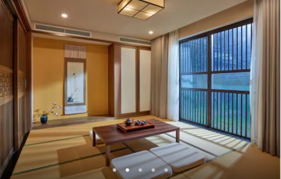 Grand Three-Bedroom Villa with Private Onsen