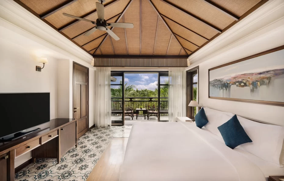 Three-Bedroom Hill Top Pool Villa