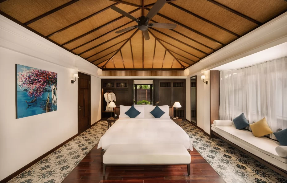 Three-Bedroom Hill Top Pool Villa