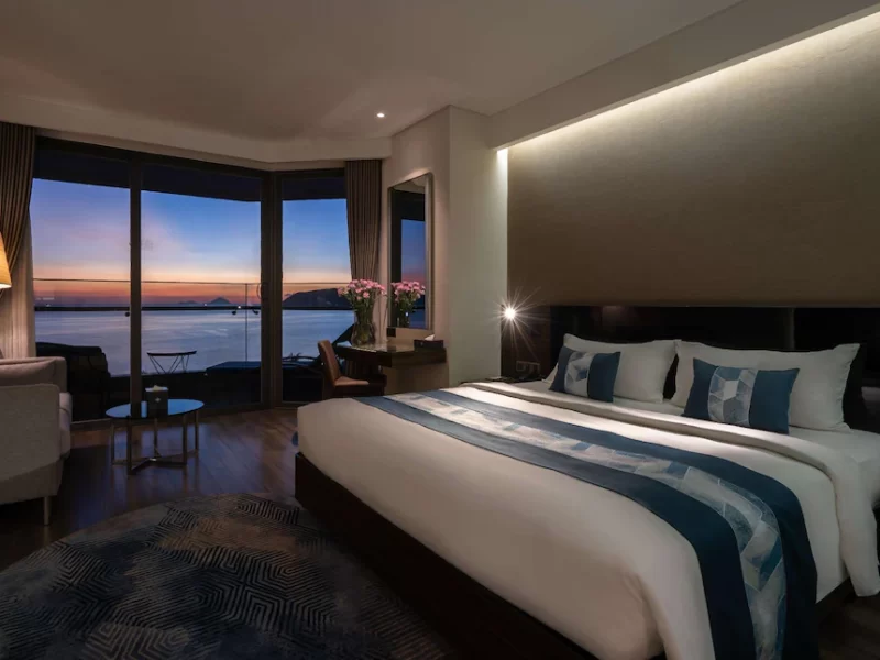 Executive Oceanview Balcony