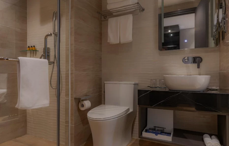 Connecting Family Room