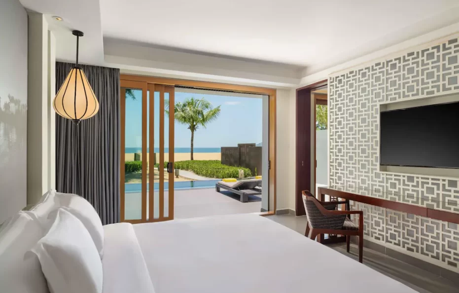 Beachfront One Bedroom Suite