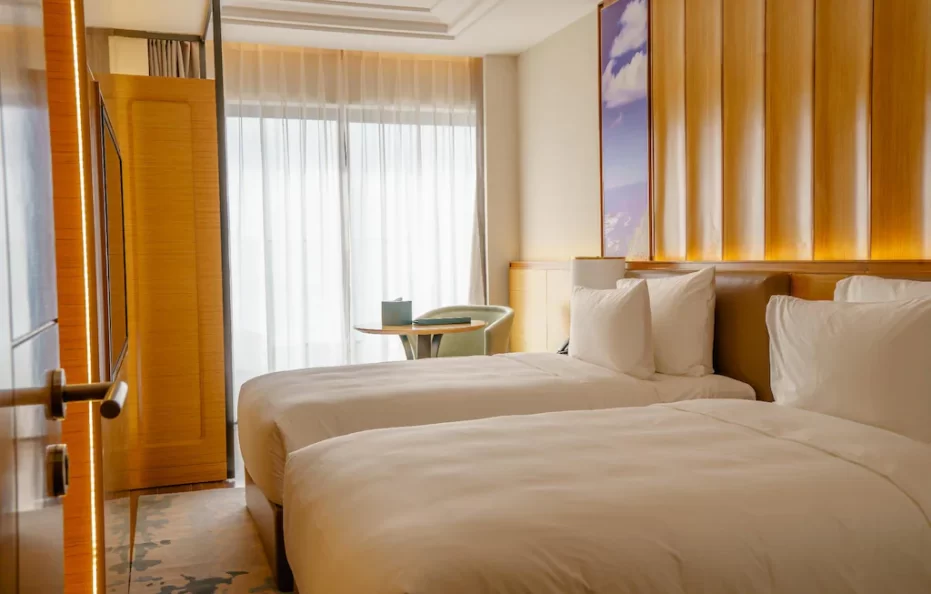 Three – bedroom Suite Oceanview