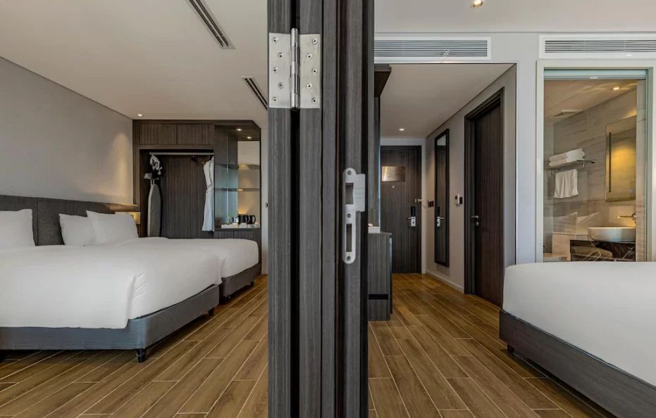 Connecting Family Room