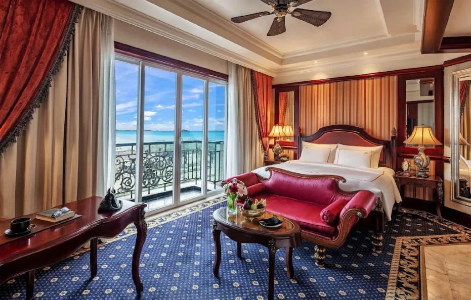 Heritage Deluxe King/Twin Ocean view