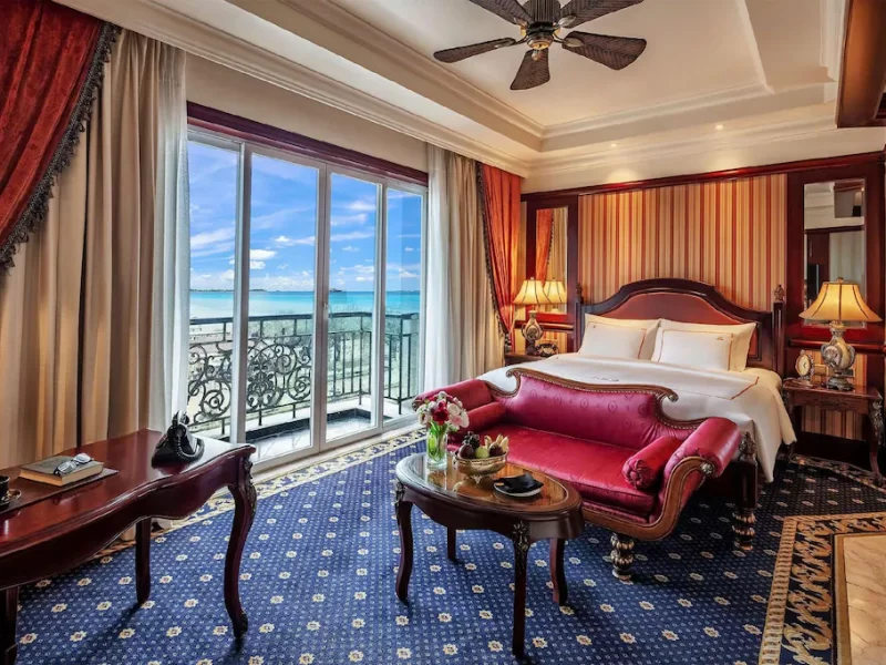 Heritage Deluxe King/Twin Ocean view