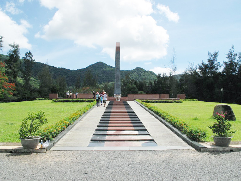 TOUR CÔN ĐẢO HUYỀN THOẠI 3N2Đ