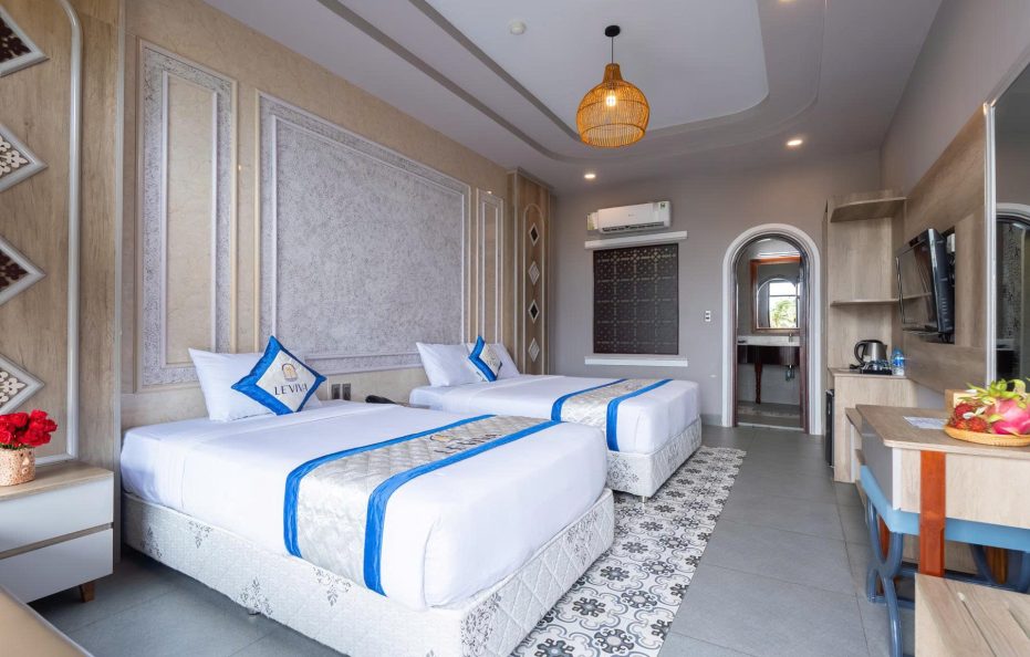 Deluxe Garden View Triple