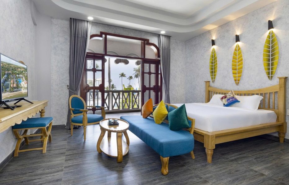 Premium Pool View Double