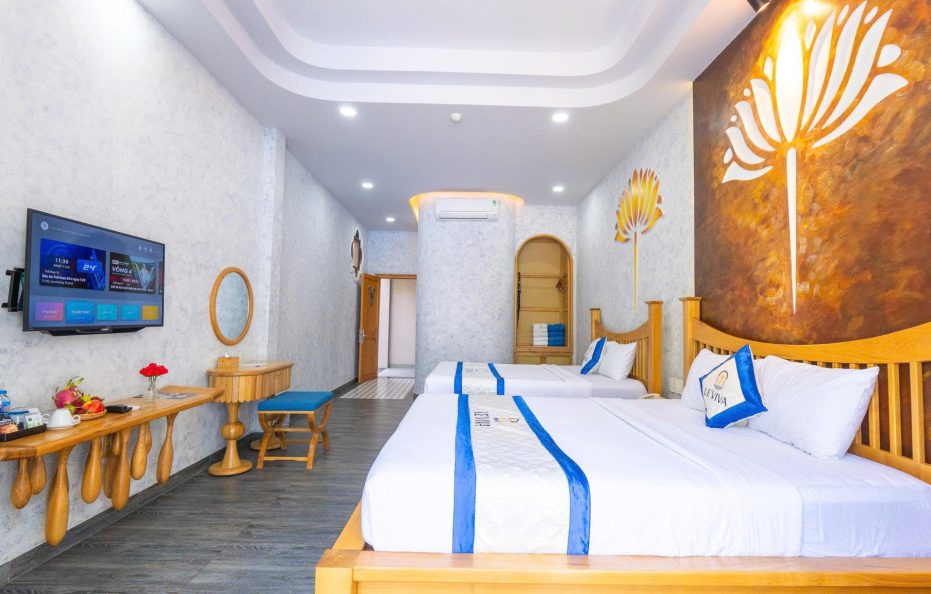 Premium Pool View Quad