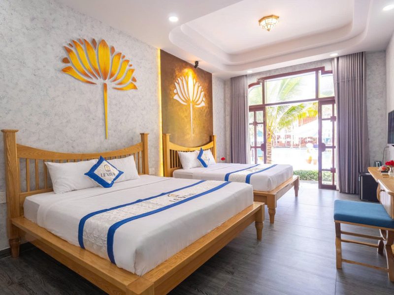 Premium Pool View Quad